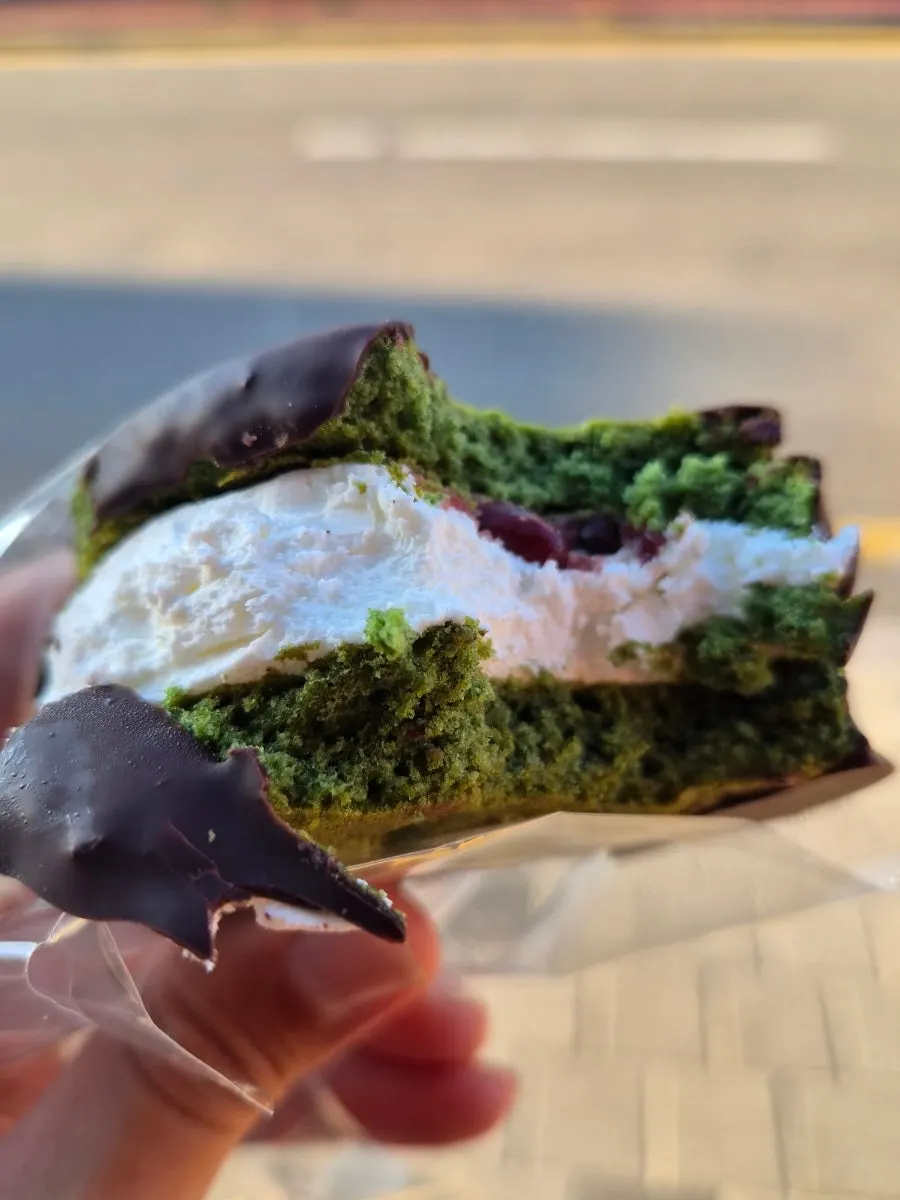 Cross-section of a mugwort cream choco pie with whole red beans