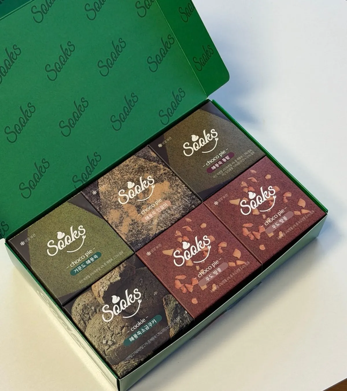 Ssuk's Choco Pie 6-piece gift set lineup