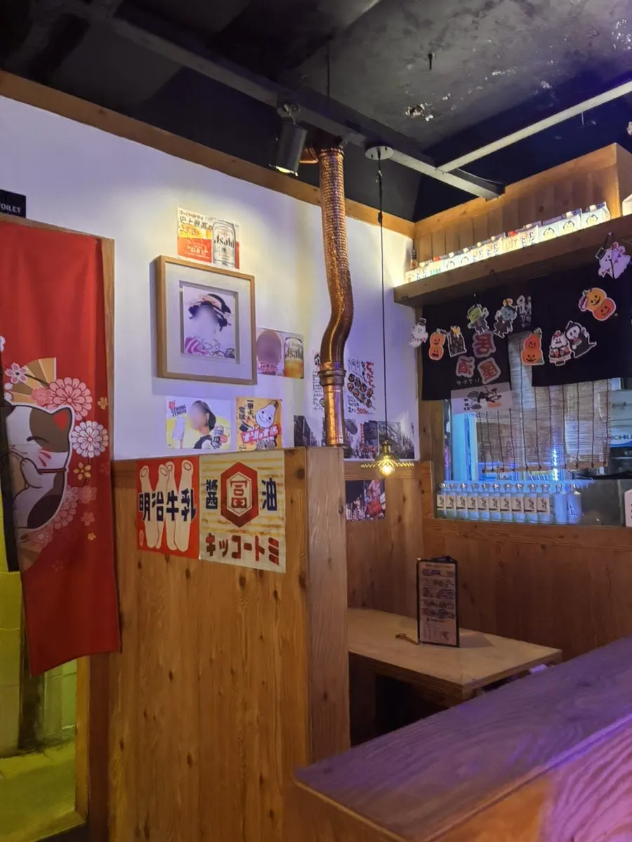 ユッケコンジャクソ 世宗大店の店内全景