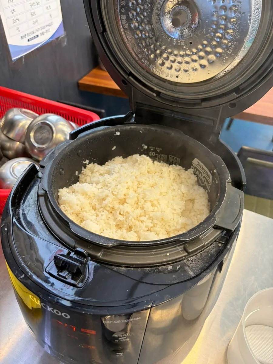 Free rice served from the rice cooker