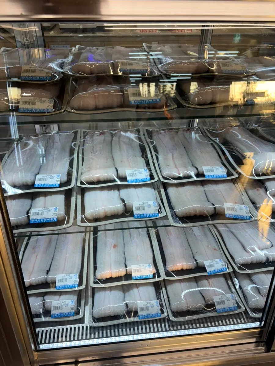 Counter for choosing eel yourself
