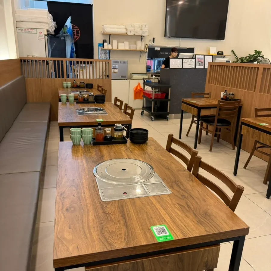 Seating inside Mayway