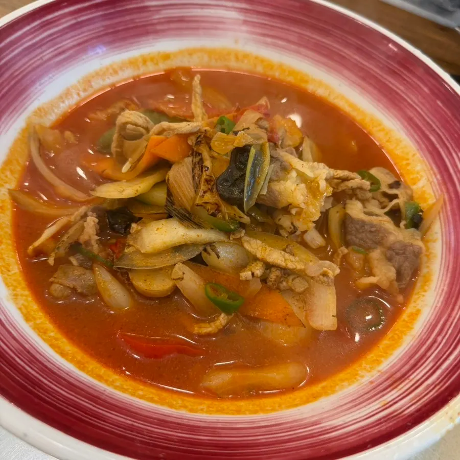 A bowl of Mayway brisket jjamppong