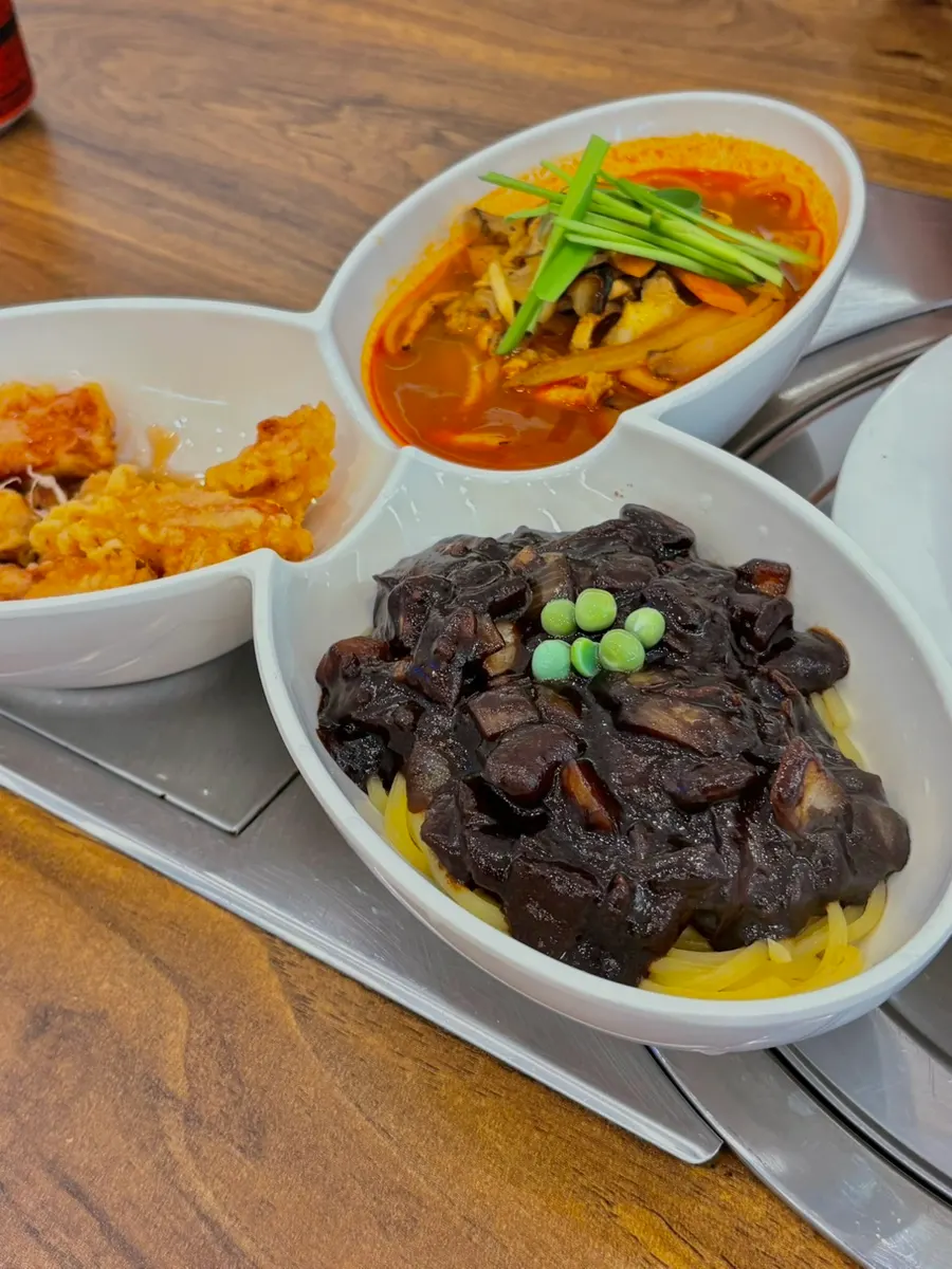 Jjajang and jjamppong from the solo set meal at Mayway