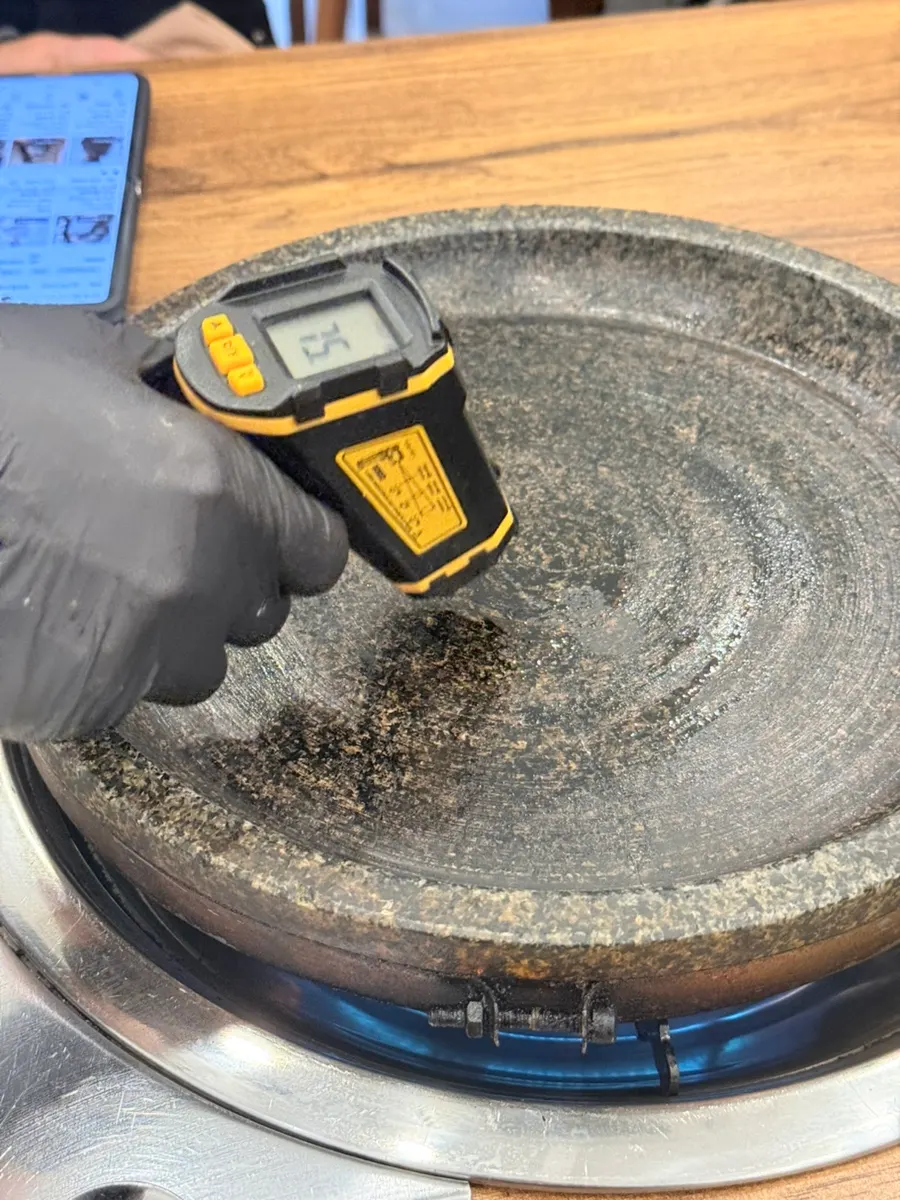 自家製麺とソースの案内文