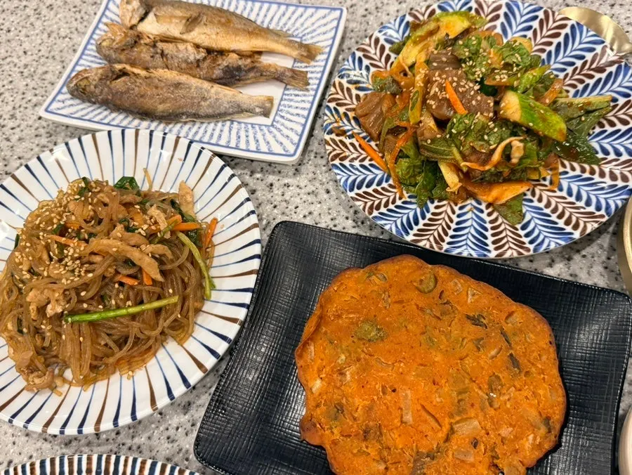 하나씩 차려지는 이모카세 상차림