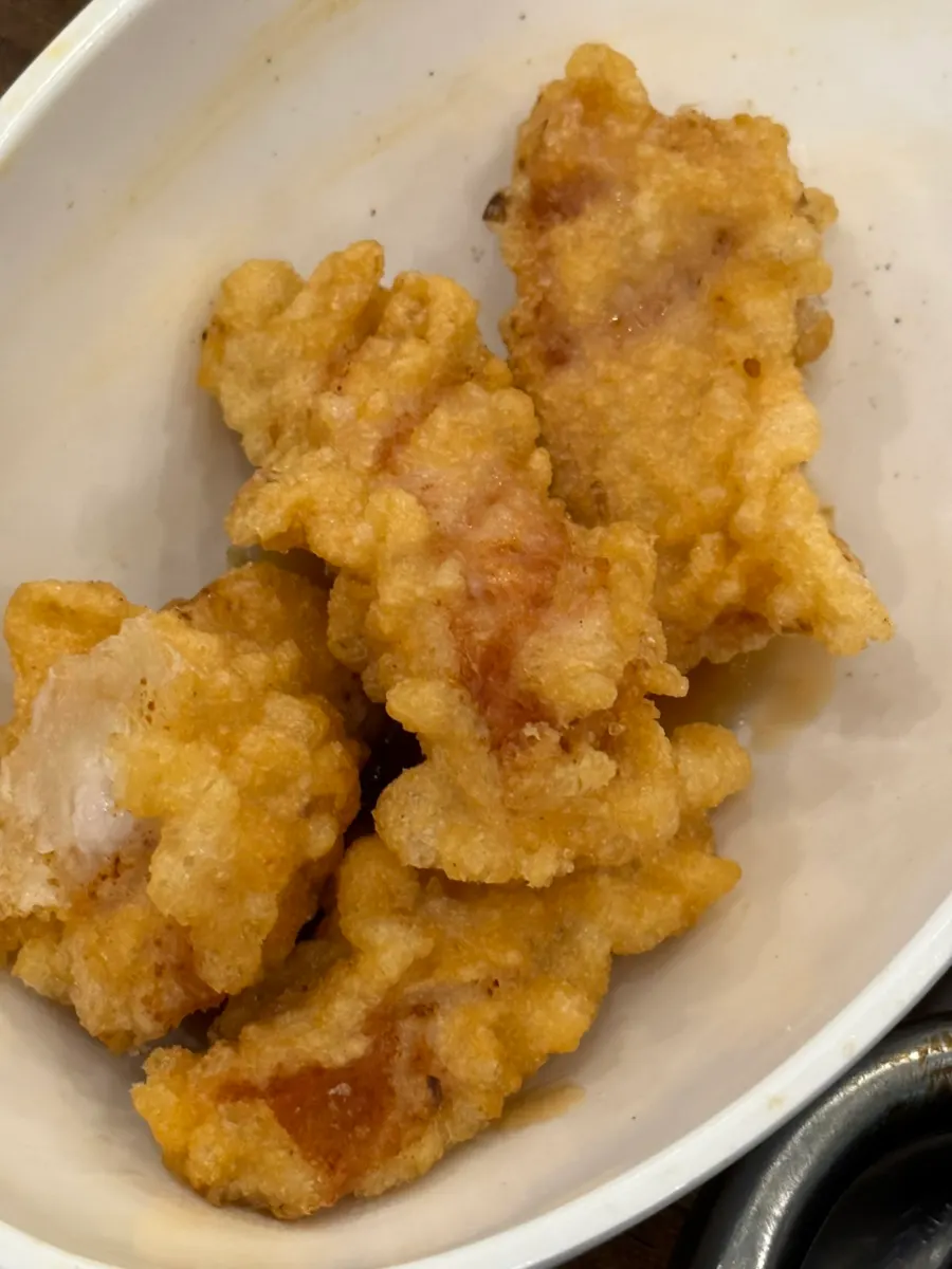 จัมปงหน้าน้ำมันที่เงางาม