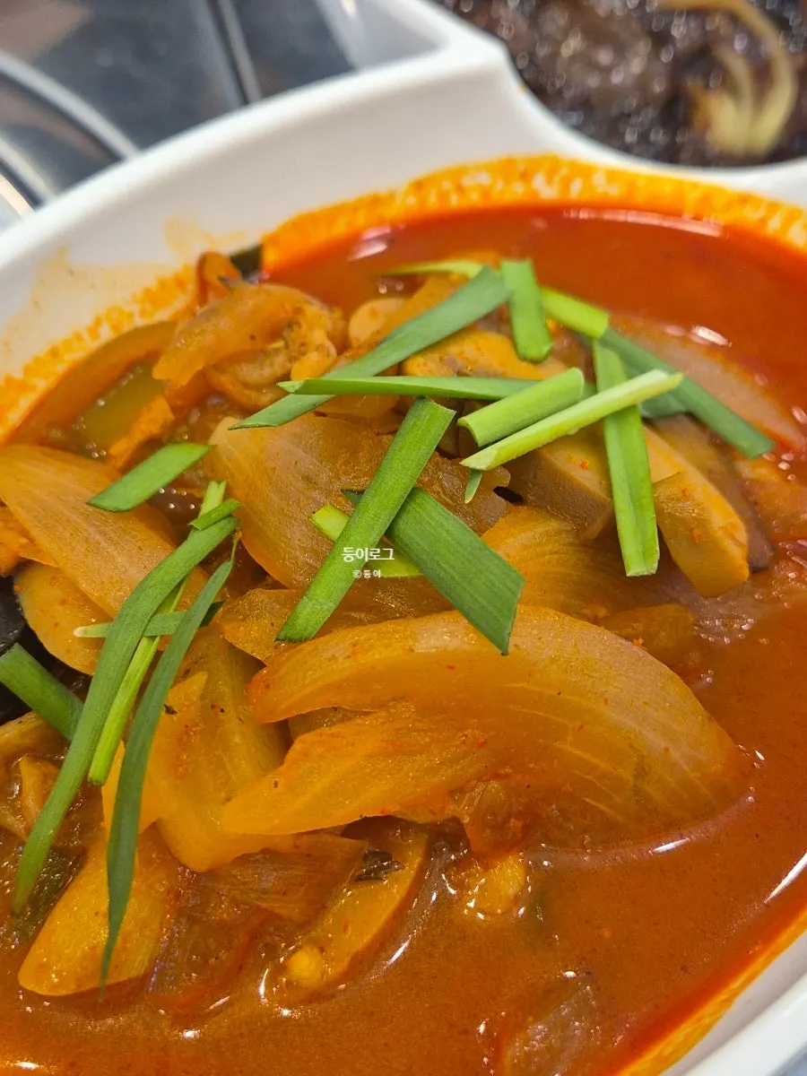 1-person set meal with jjajang, jjamppong, and sweet and sour pork