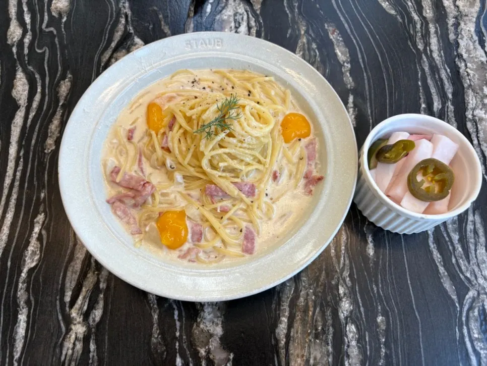 Carbonara pasta at MooDoo Cheomdan