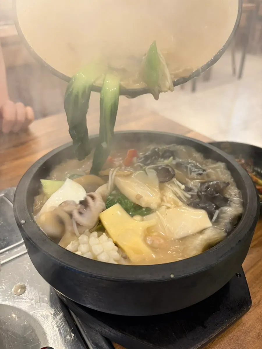 Sweet jjajangmyeon and tangsuyuk