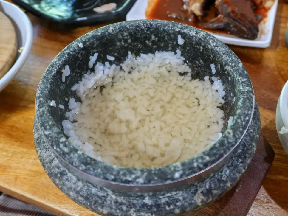 Savory cheonggukjang served unlimited