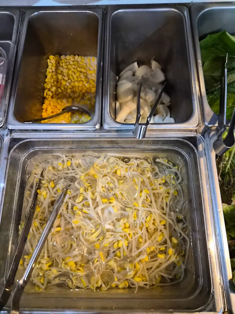Self-bar with bean sprouts and canned corn