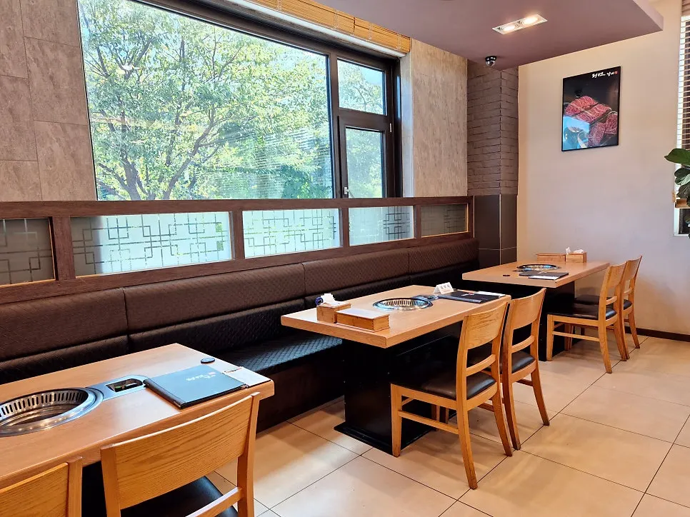 Spacious interior seating at Jeongwon Galbi
