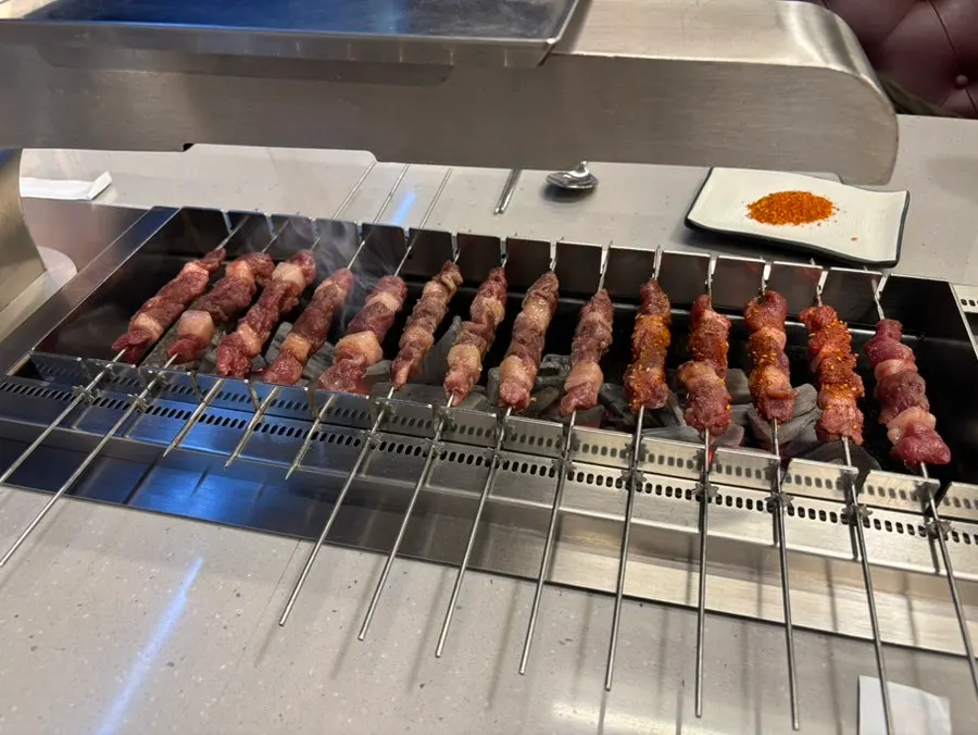 오리지널 양꼬치와 매운양꼬치