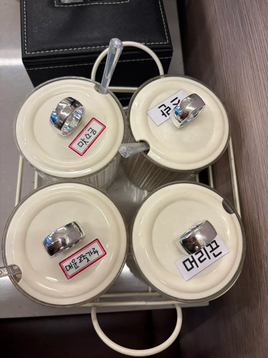 Basic side dishes from the self-bar