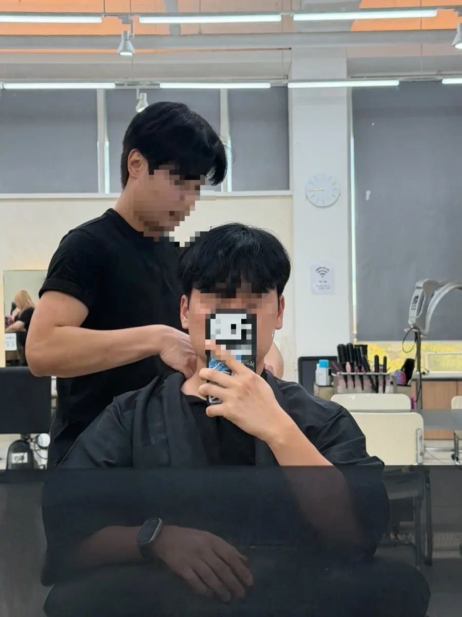 Style consultation with the designer