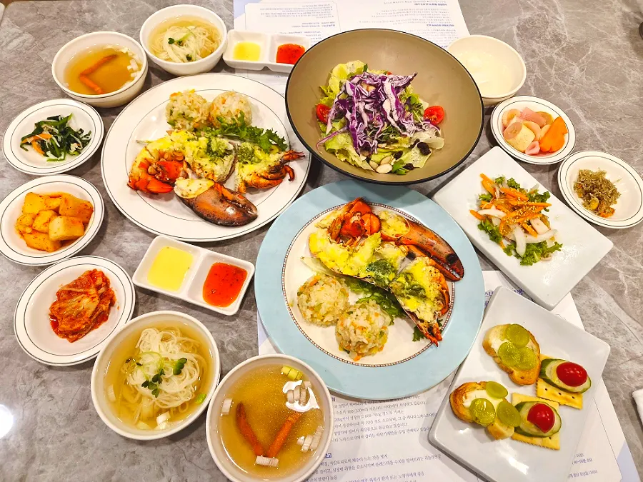 식사 뒤 매실차와 커피
