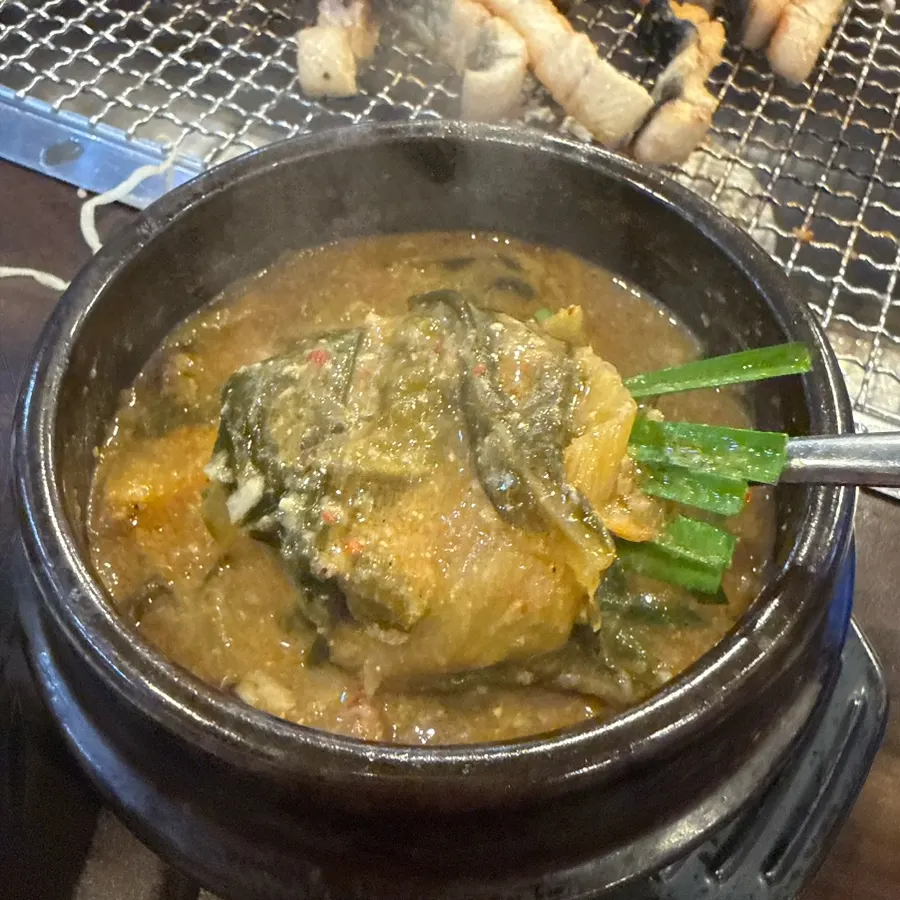 うなぎに添えた生姜の千切り