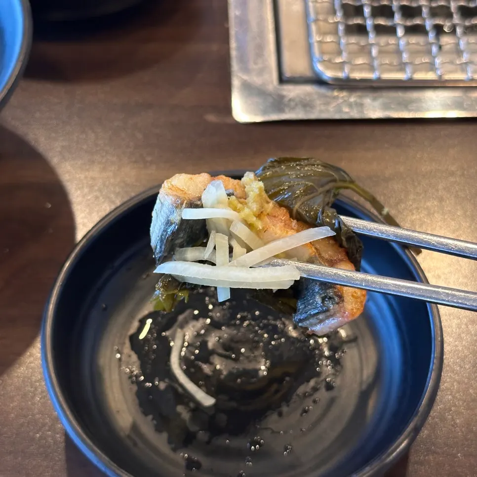노릇하게 구워지는 장어구이