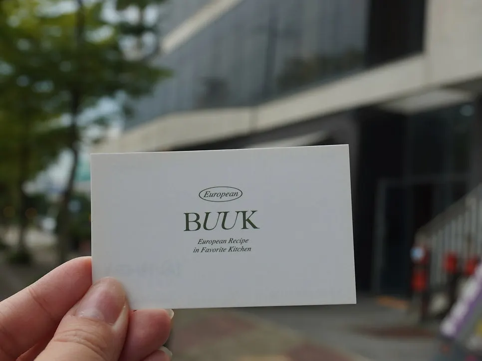 Anniversary date atmosphere at Bueokgan Sangmu Branch