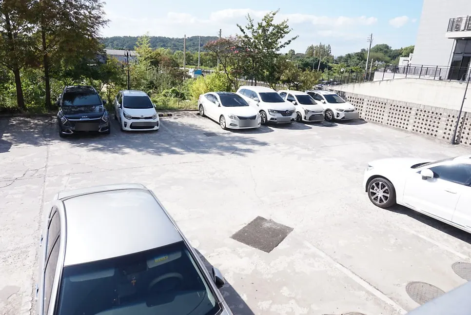 Parking information for Bueokgan Sangmu Branch