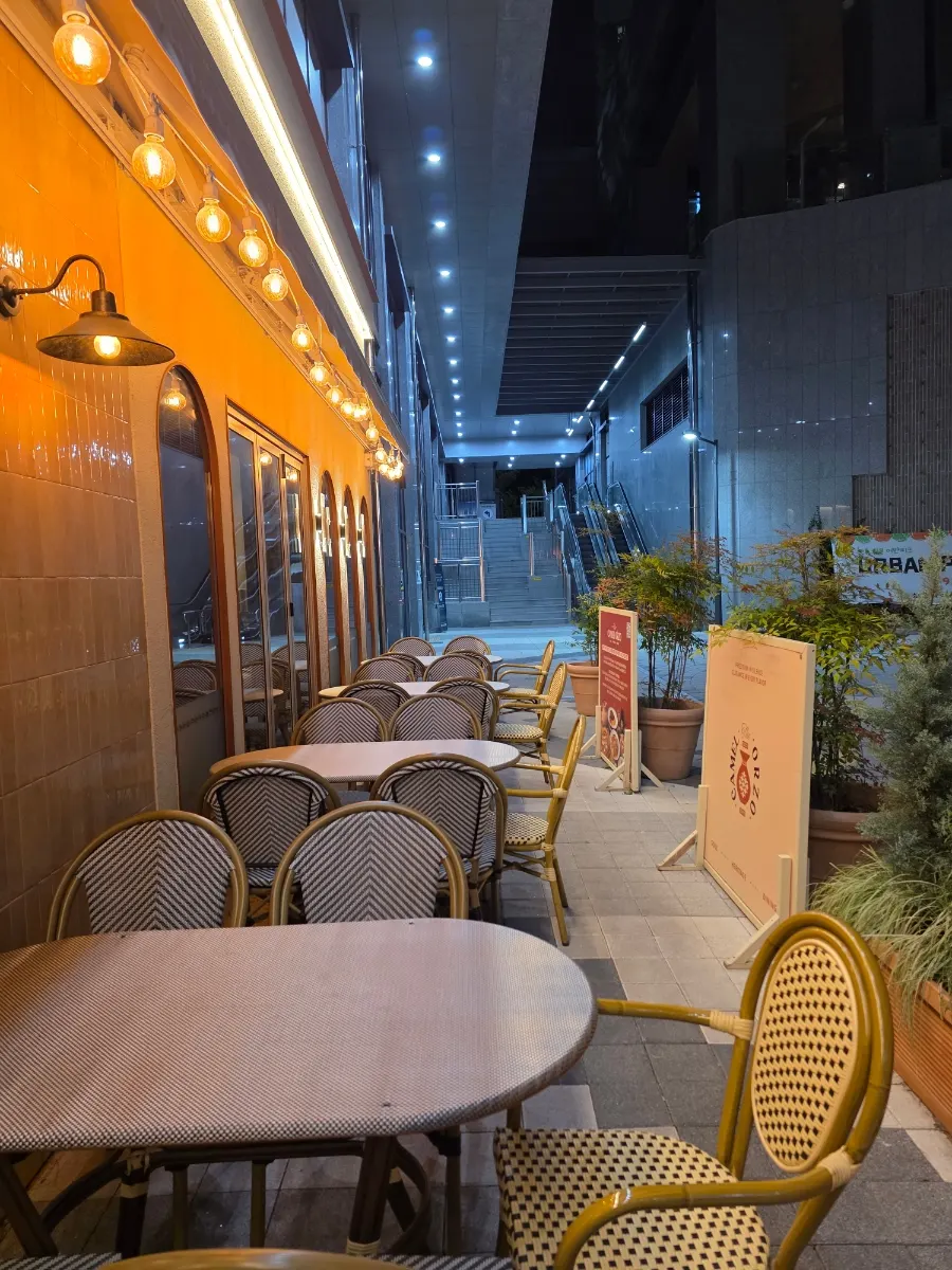 카멜오르조 실내 인테리어