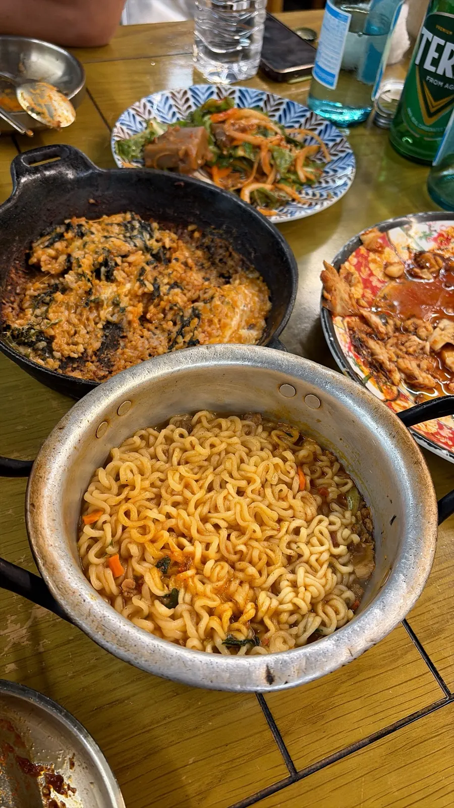 치즈를 듬뿍 올린 치즈볶음밥