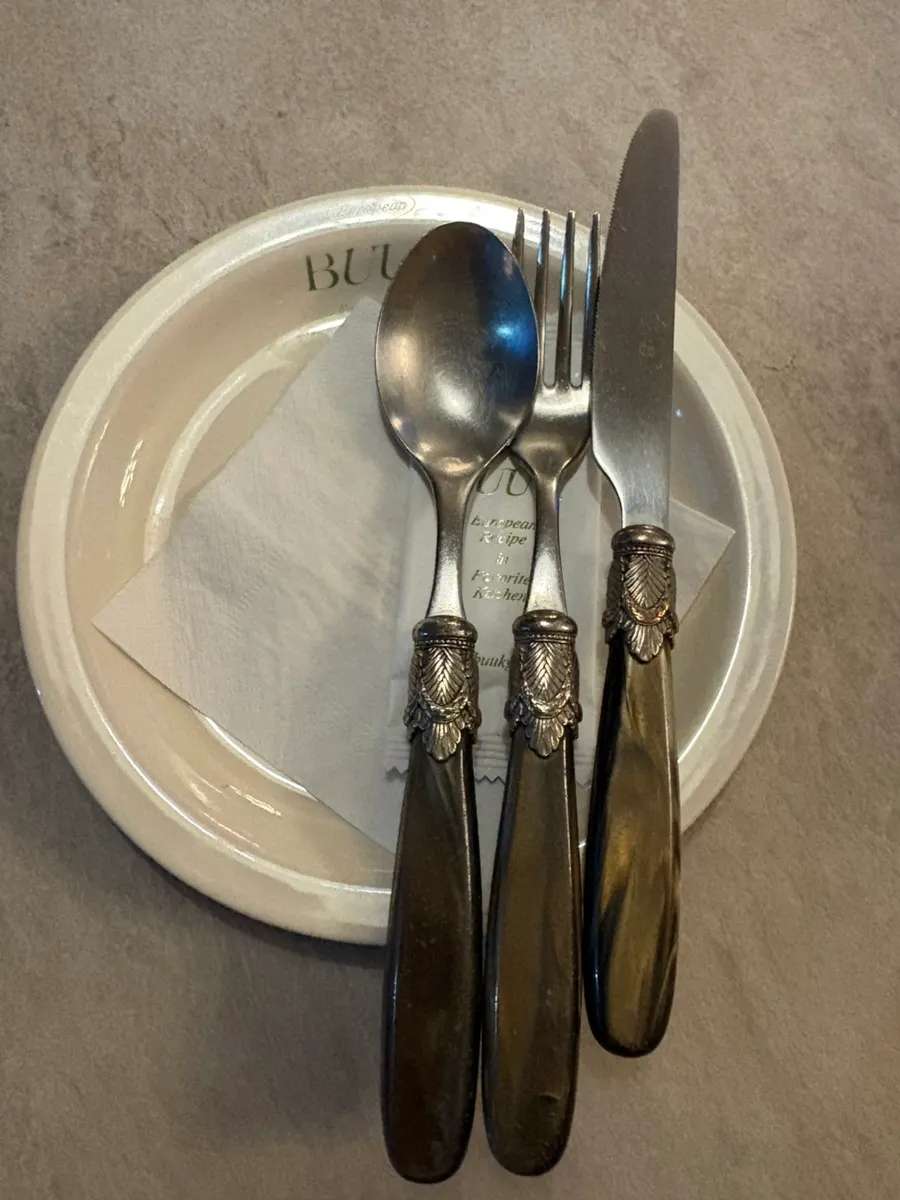 Tableware set on the table at Bueokgan