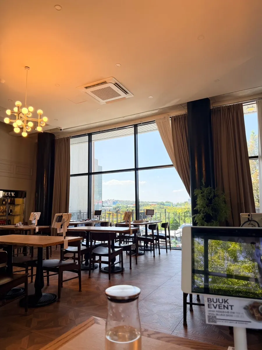 Store interior like a hotel restaurant
