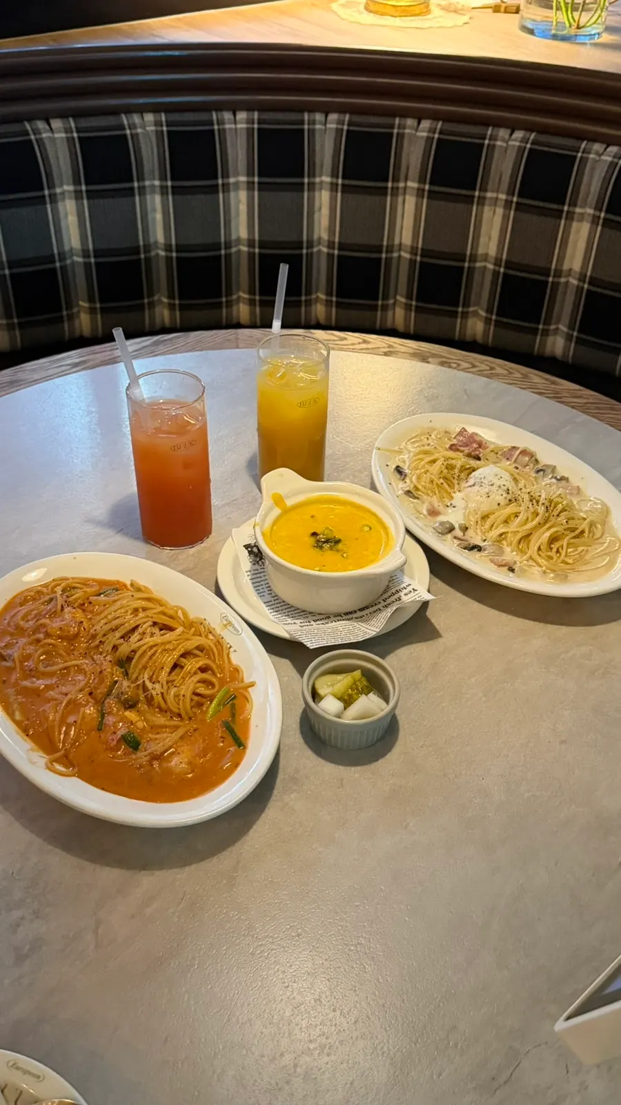 Italian dishes set under the lighting