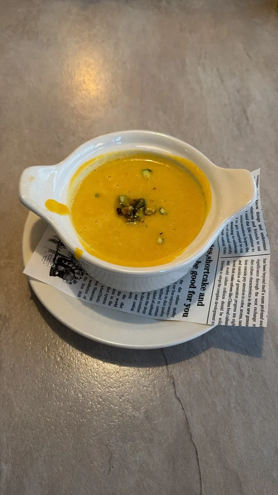 Bueokgan pumpkin soup and pasta