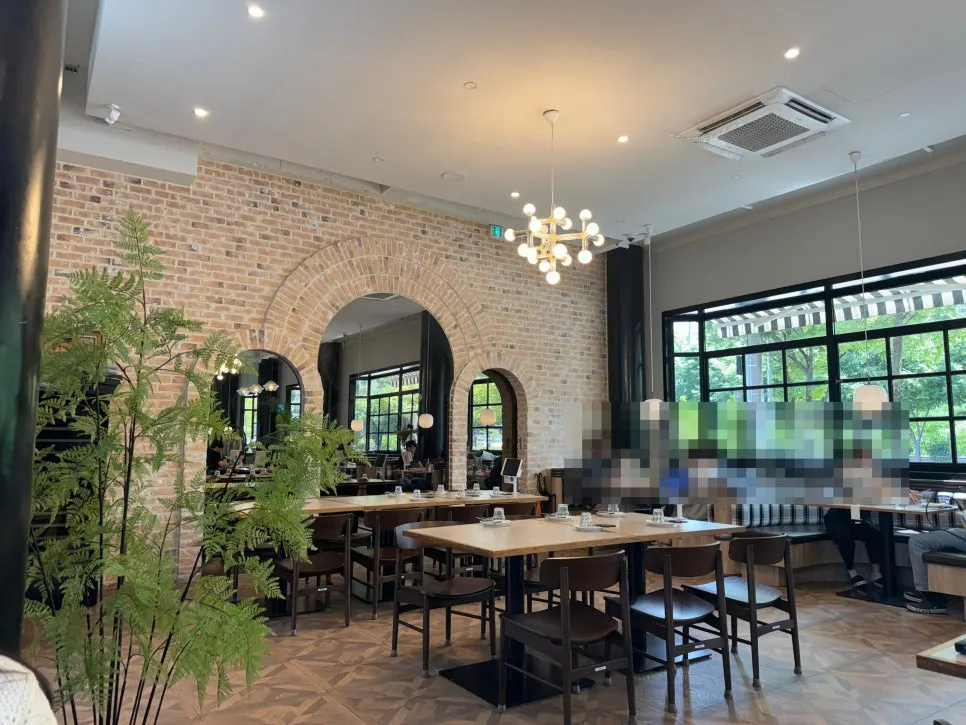 Exterior of Bueokgan Sangmu Branch in Gwangju's Sangmu district