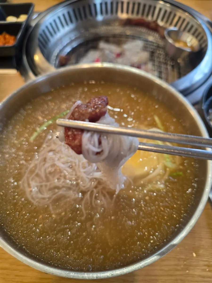 Beef rib meat paired with bibim naengmyeon
