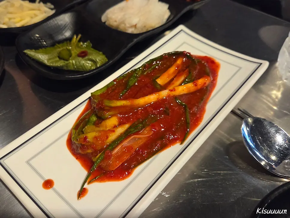 장어구이 주문 후 테이블 세팅