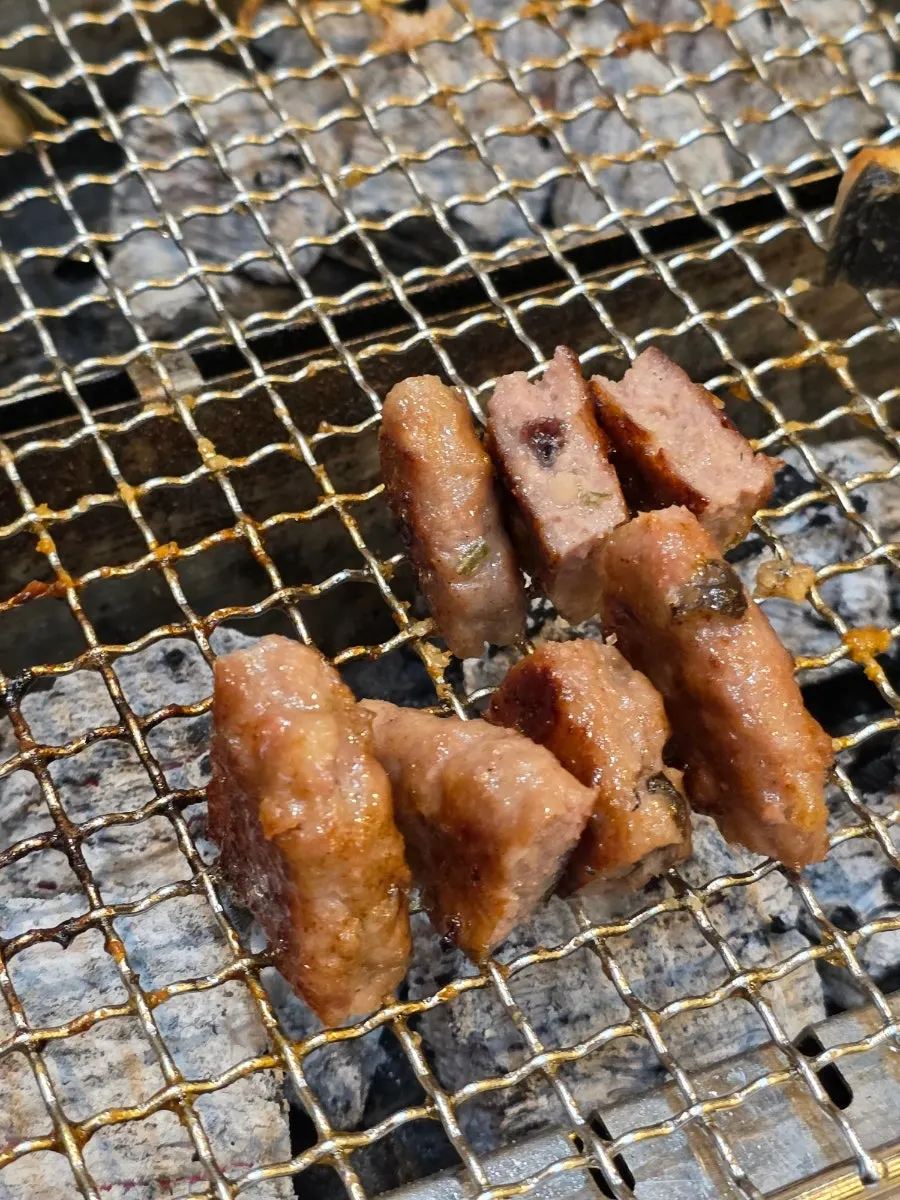 장어 떡갈비 한 조각