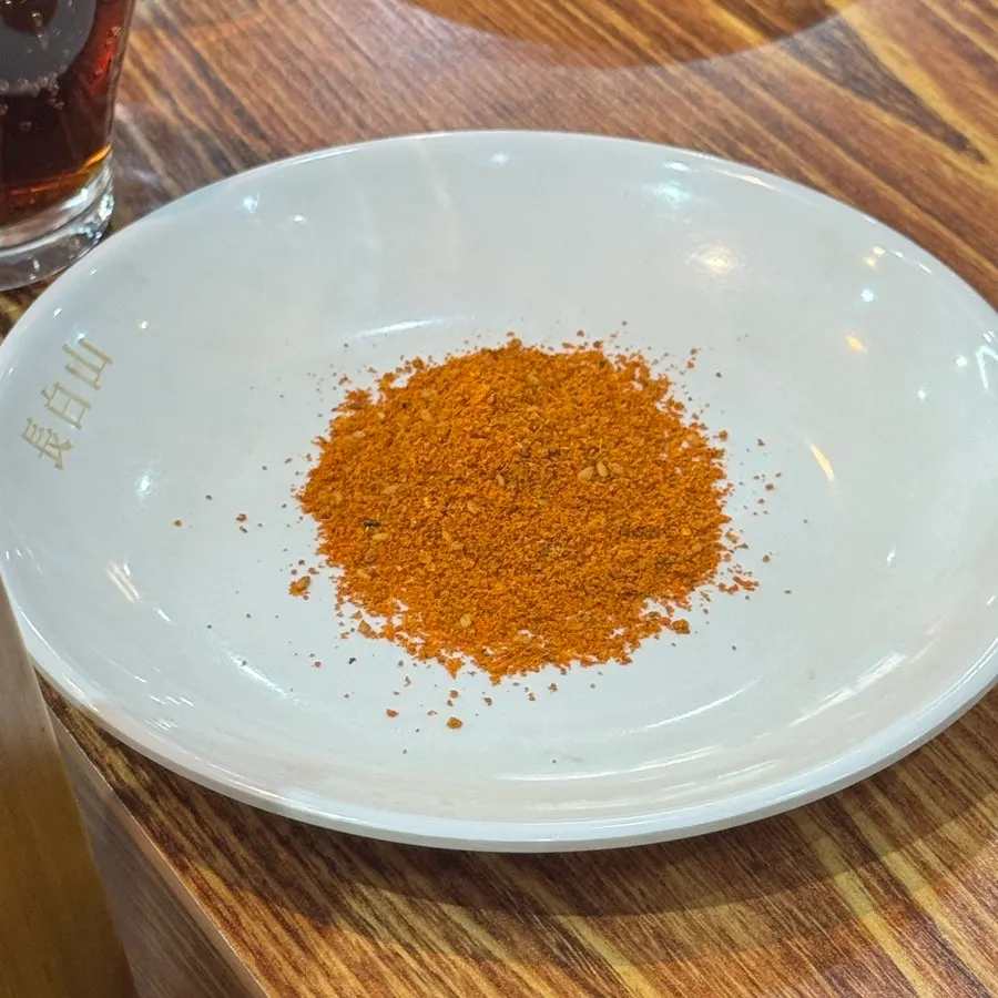 양꼬치와 곁들이는 기본 반찬