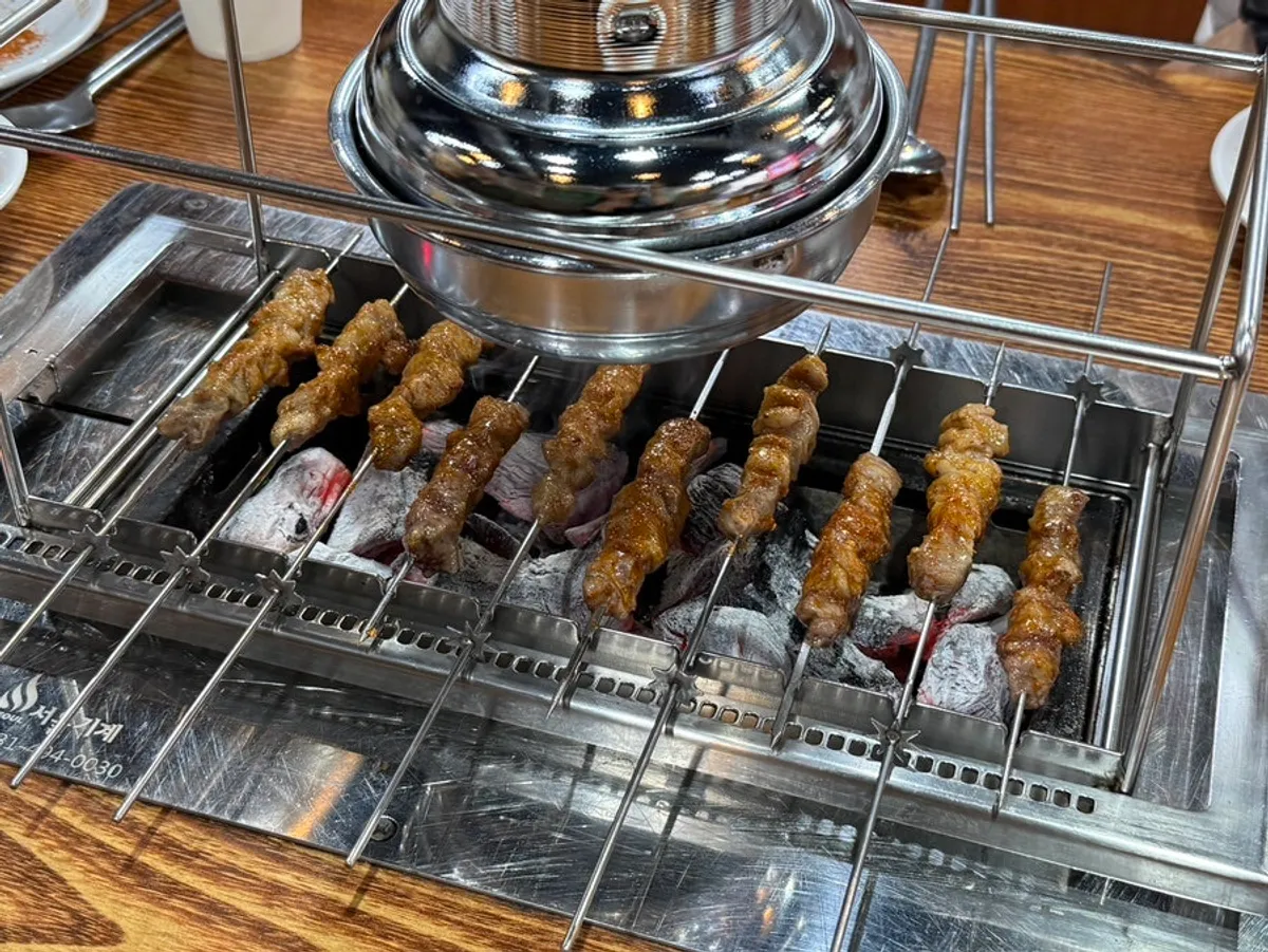 장백산양꼬치 송정본점 식사 메뉴 상차림