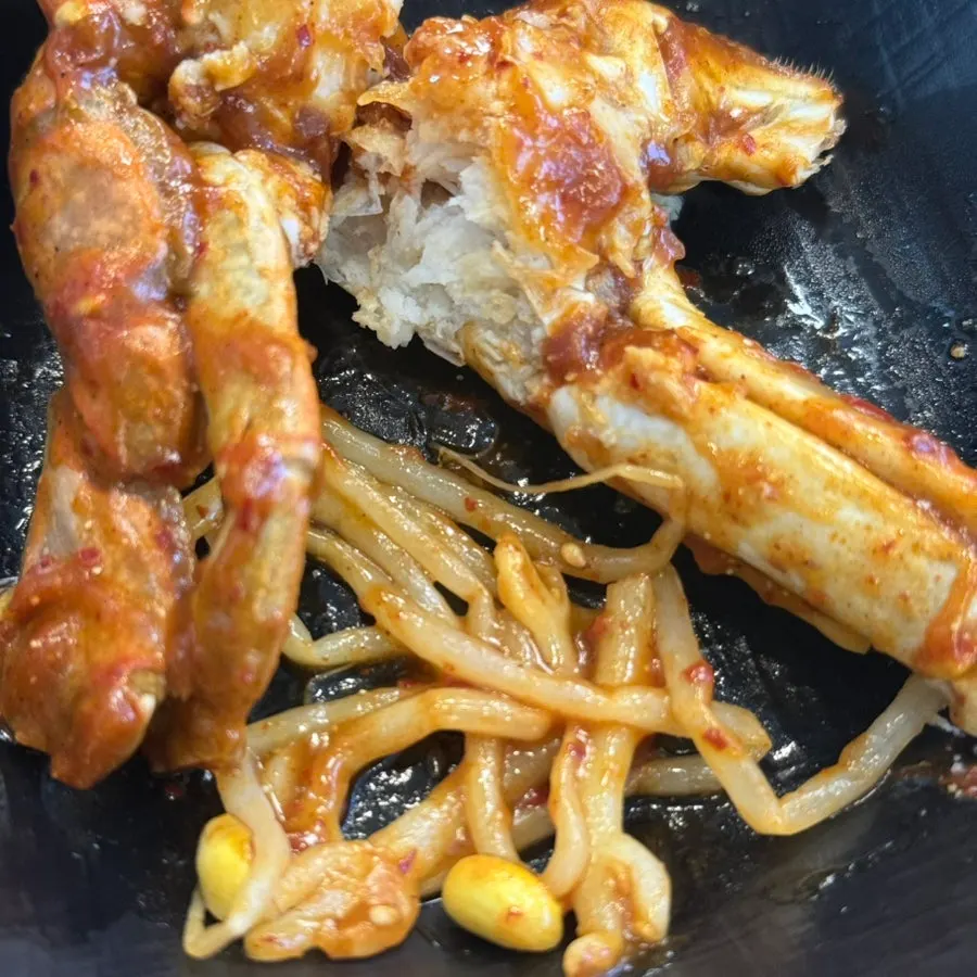통꽃게가 올라간 해물찜
