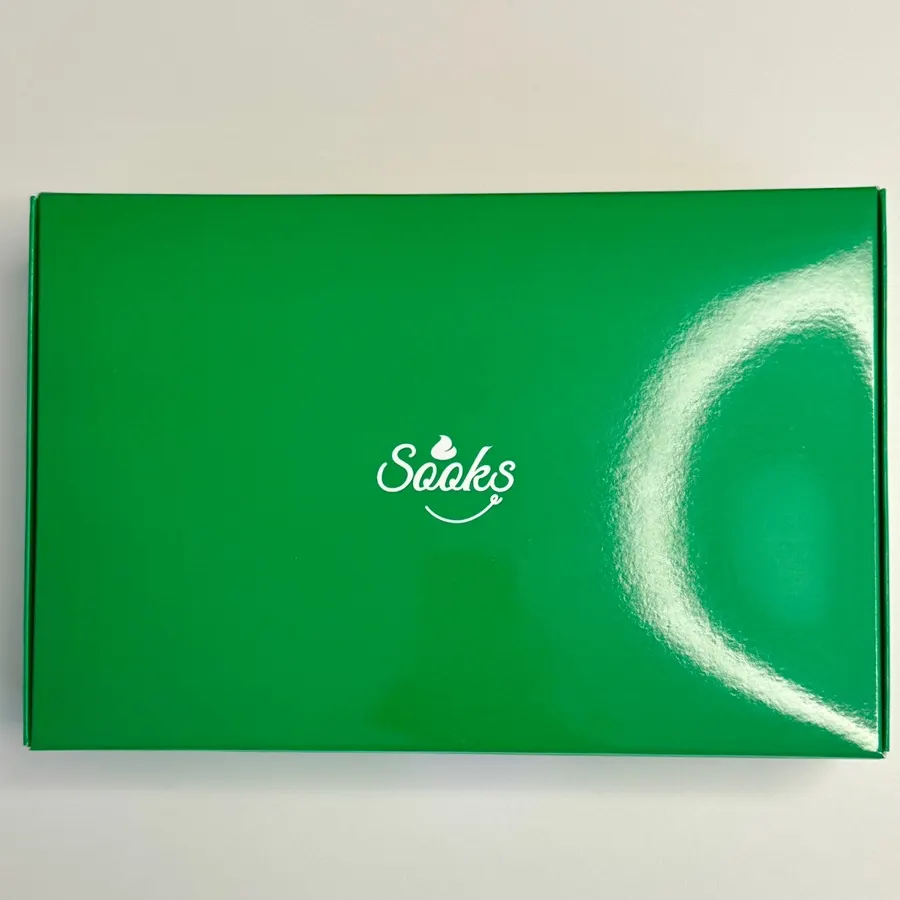 Set de 6 sabores de Ssukseu Choco Pie dentro de la caja de regalo verde