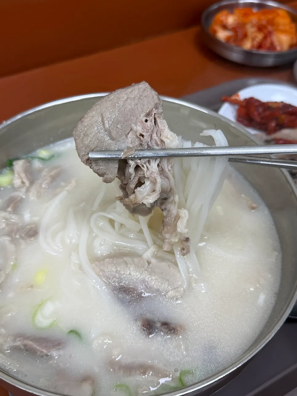 Gogi-guksu made with rice noodles