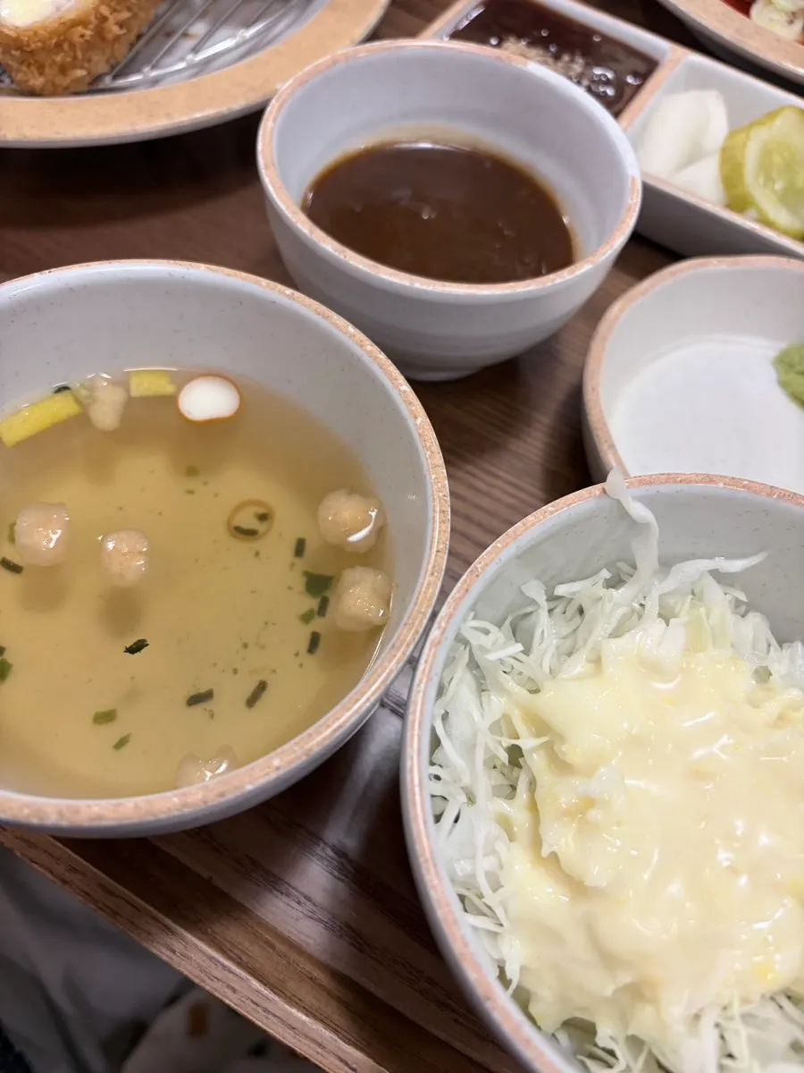 히레카츠와 치즈카츠 구성