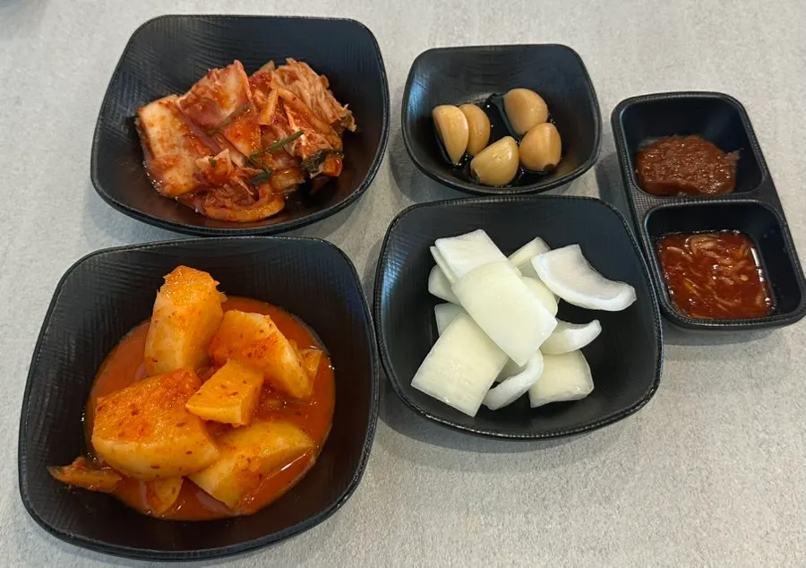 Basic side-dish spread served with sundae-guk