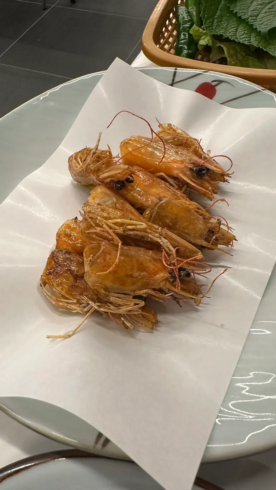 Sashimi with wasabi and garlic