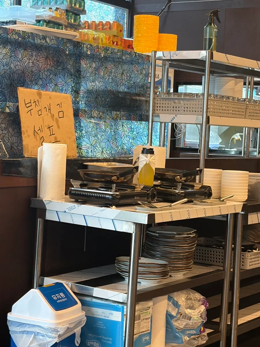Self-serve pancake corner at Hwanggeum Hoe Pocha Wolsan Branch