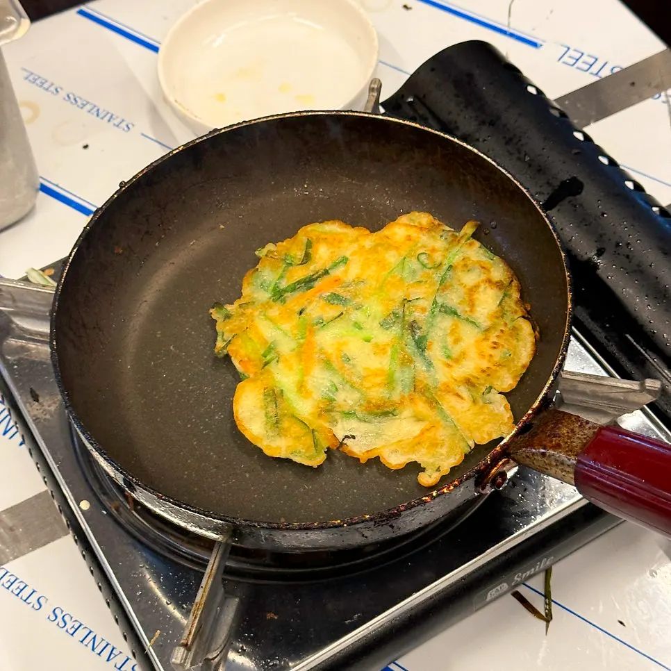 Making a DIY Korean savory pancake