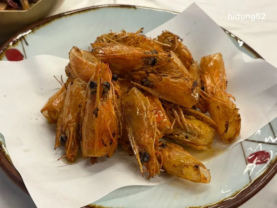 요청해서 받은 새우머리 버터구이