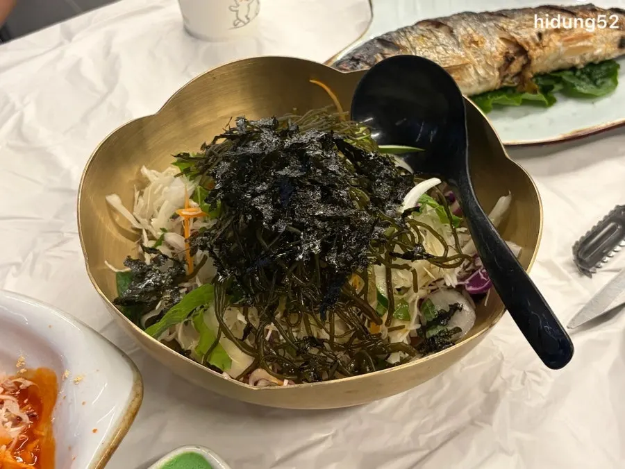 버터향 가득한 새우머리 버터구이