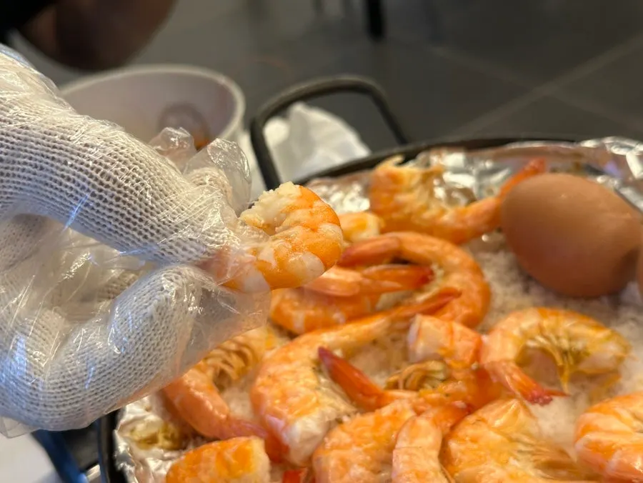 Shrimp heads set aside separately