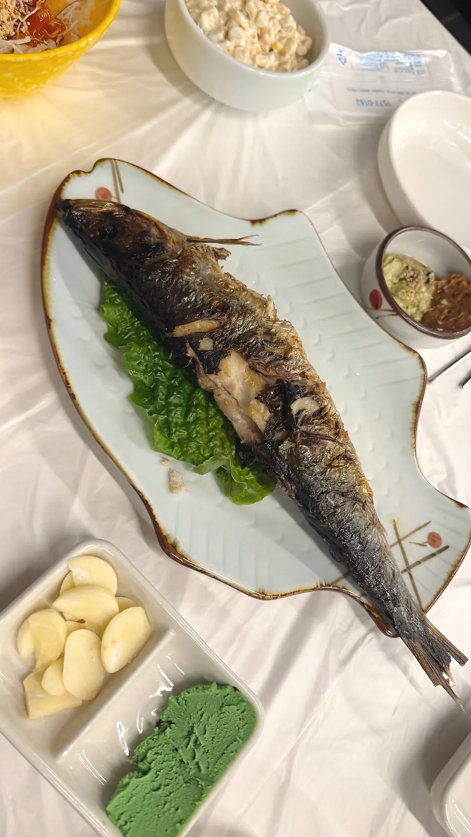 Grilled saury side dish