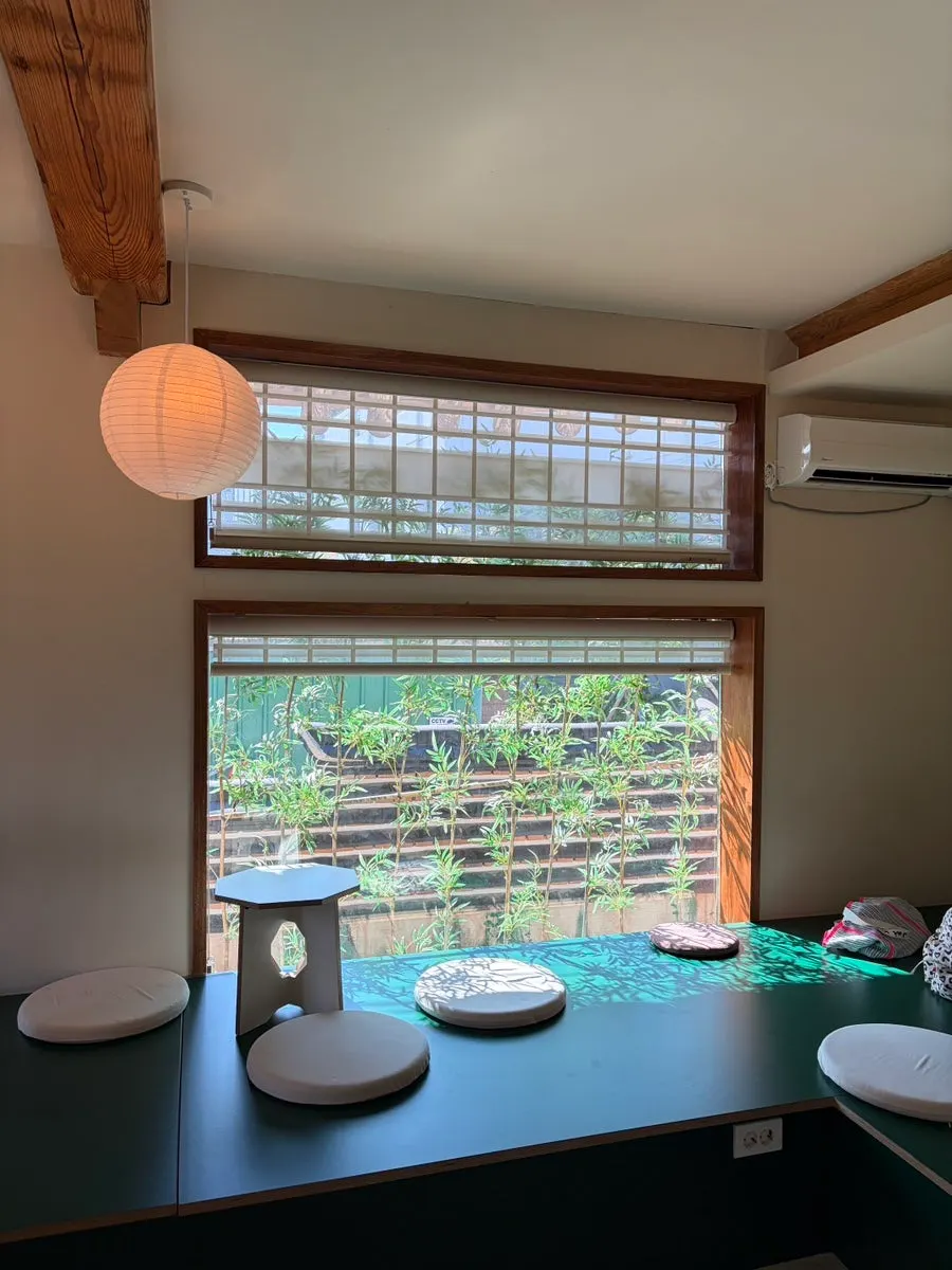 Hoyang Horim counter with in-house roasted beans